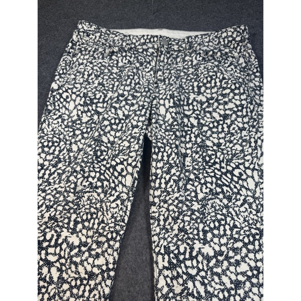 Ann Taylor Modern Fit‎ Animal Print Jeans Size 8